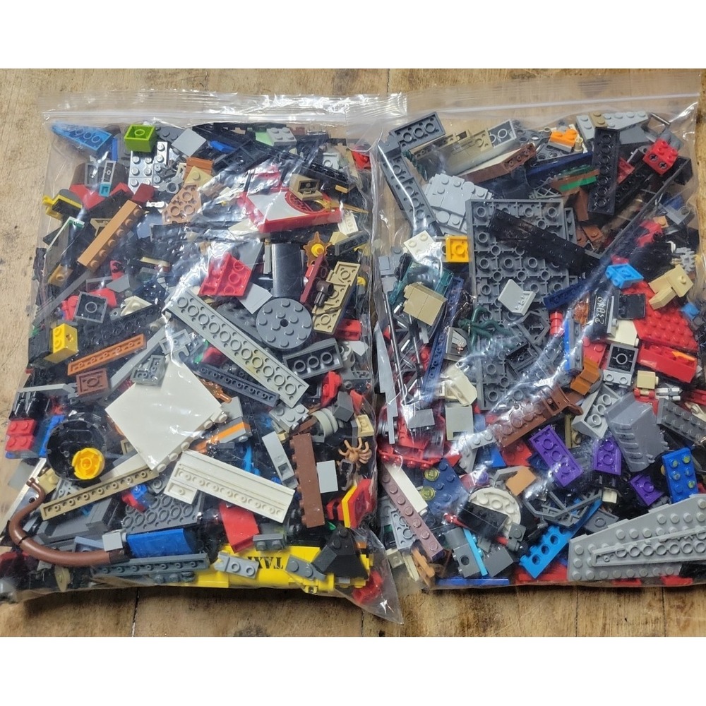 Huge mixed lot of Lego 5lbs Building blocks loose parts & pcs Toy box clean out